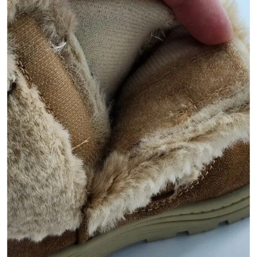 Carter's‎ Baby Girl Moane Faux Fur Winter Boots Beige/Tan Size 8M